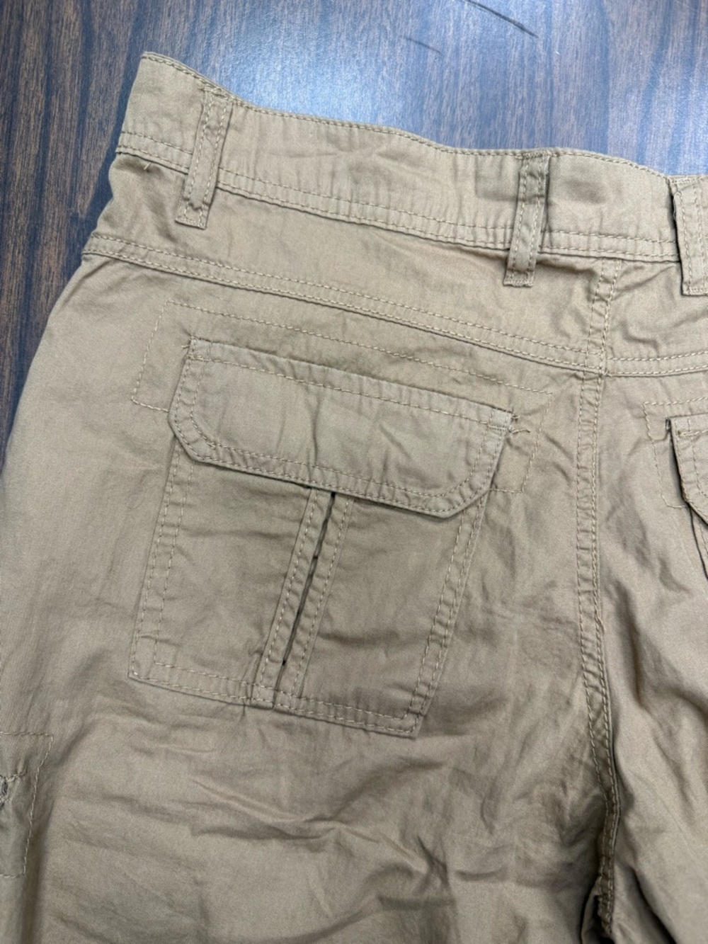 Ecko Unlimited Tan Cargo Shorts with Multiple Pockets size 34 - Picture 13 of 14